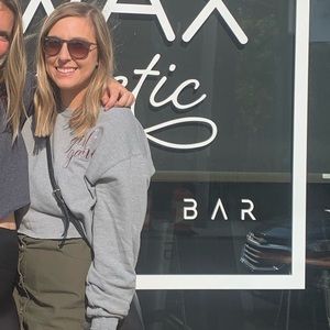 Meet your Posher, Samantha